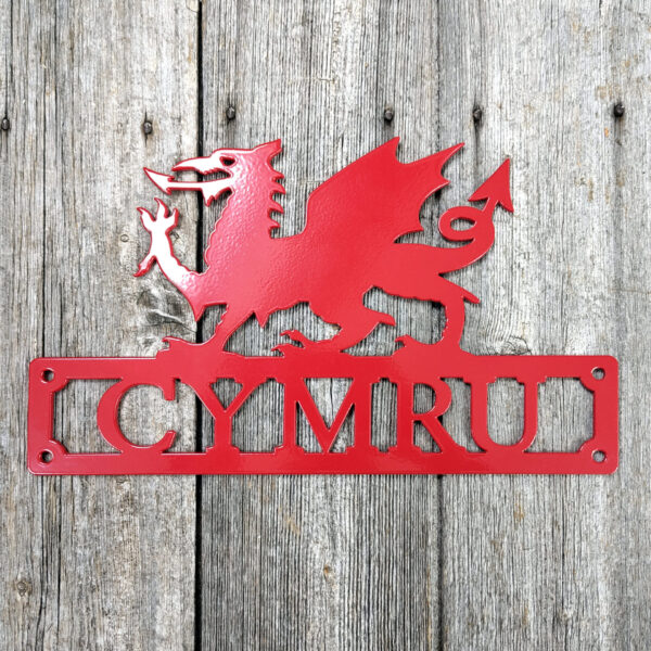Arwydd 'Cymru' gyda Draig Goch 'Wales' Sign in Welsh with Welsh Dragon - red with screw holes